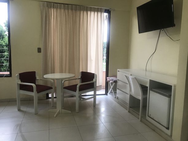 Imagen de la habitación del Hotel Viru Viru II. Foto 8