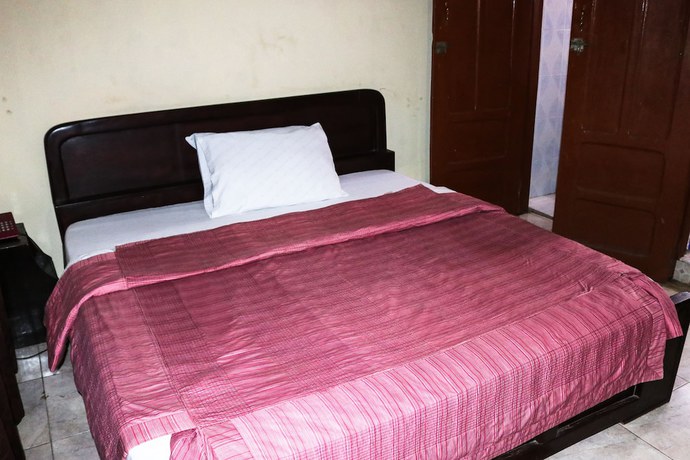 Imagen de la habitación del Hotel Vis-A-Vis. Foto 6