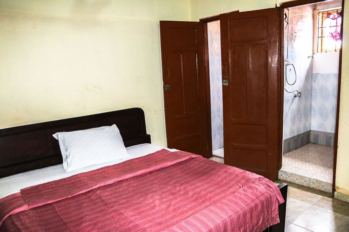Imagen de la habitación del Hotel Vis-A-Vis. Foto 13
