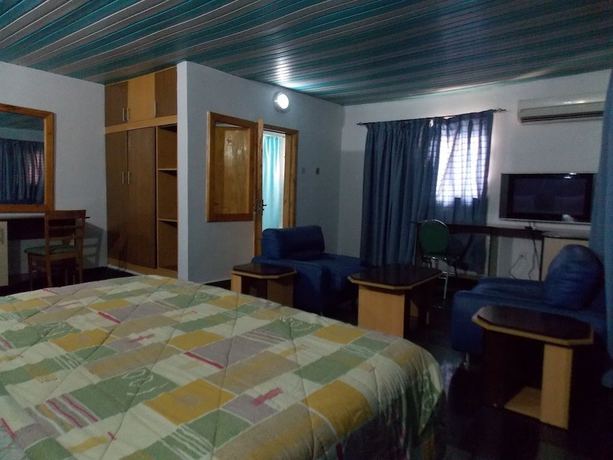 Imagen de la habitación del Hotel Visa Karenas. Foto 7