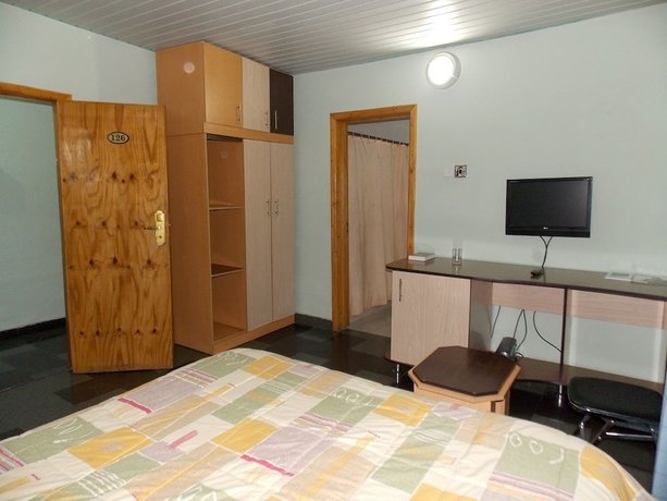 Imagen de la habitación del Hotel Visa Karenas. Foto 8