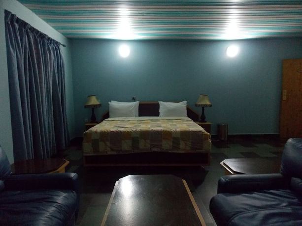 Imagen de la habitación del Hotel Visa Karenas. Foto 17