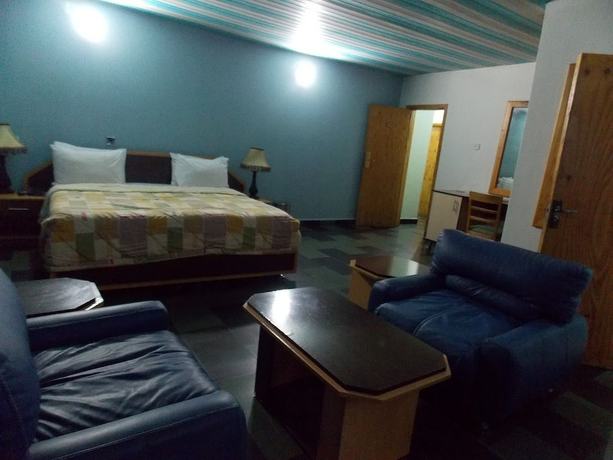 Imagen de la habitación del Hotel Visa Karenas. Foto 18