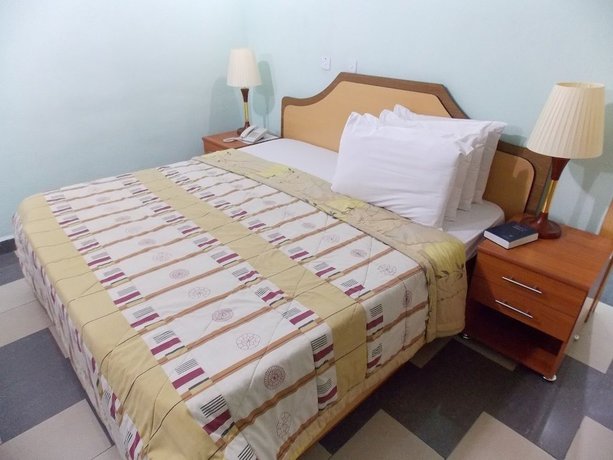 Imagen de la habitación del Hotel Visa Karenas. Foto 19