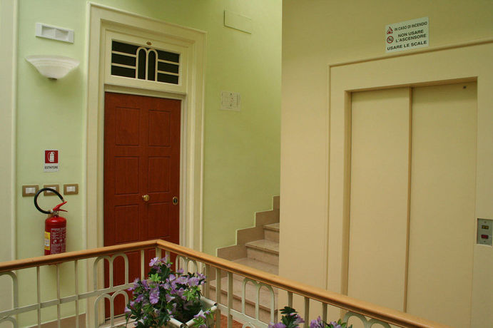 Imagen de los interiores del Hotel Visa Residence. Foto 14