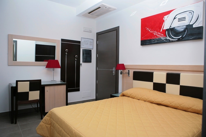 Imagen de la habitación del Hotel Visagi. Foto 2