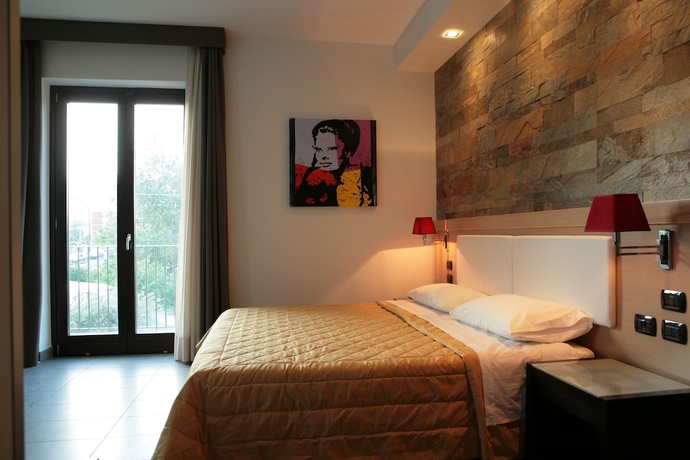 Imagen de la habitación del Hotel Visagi. Foto 8