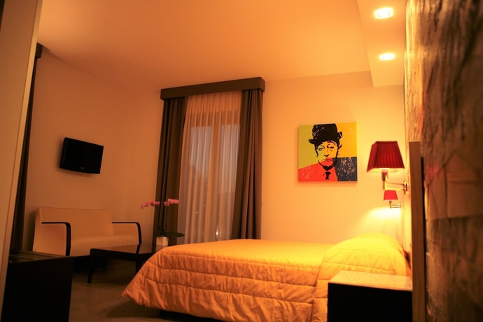 Imagen de la habitación del Hotel Visagi. Foto 13