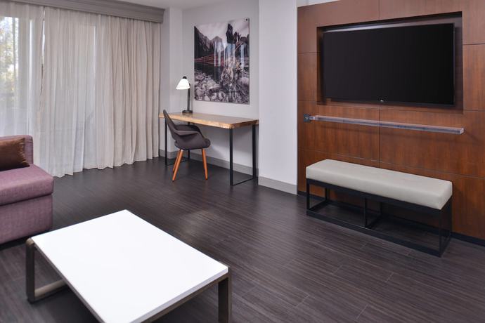 Imagen de la habitación del Hotel Visalia Marriott At The Convention Center. Foto 3