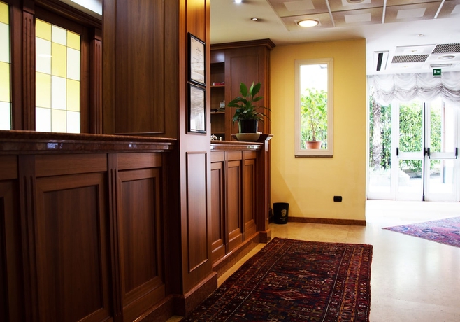 Imagen de los interiores del Hotel Visconti. Foto 16