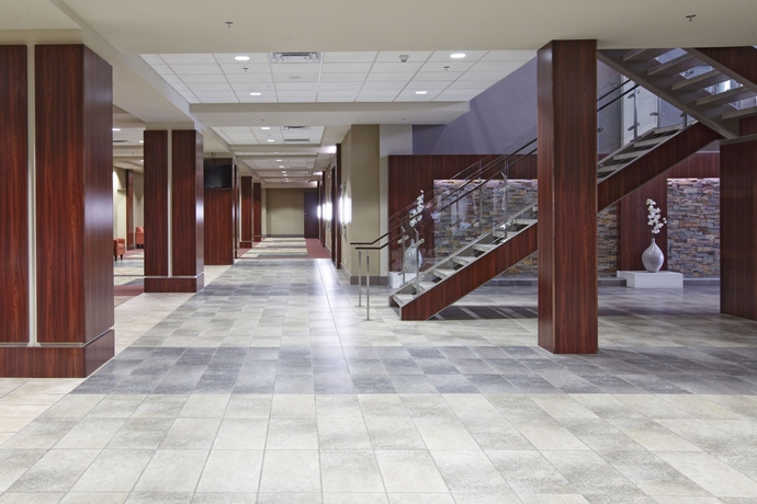 Imagen de los interiores del Hotel Viscount Gort. Foto 11