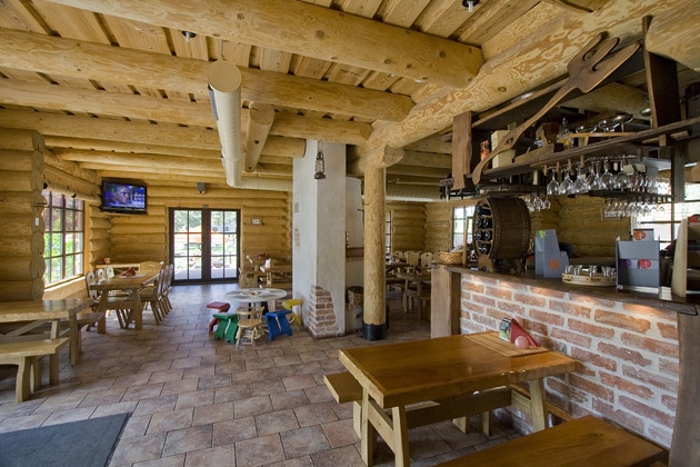 Imagen del bar/restaurante del Hotel Visdari. Foto 2