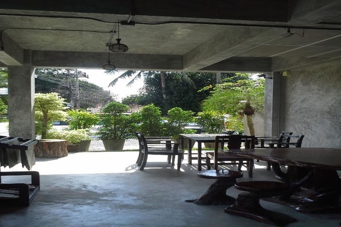 Imagen de los interiores del Hotel Vish and Cafe. Foto 5