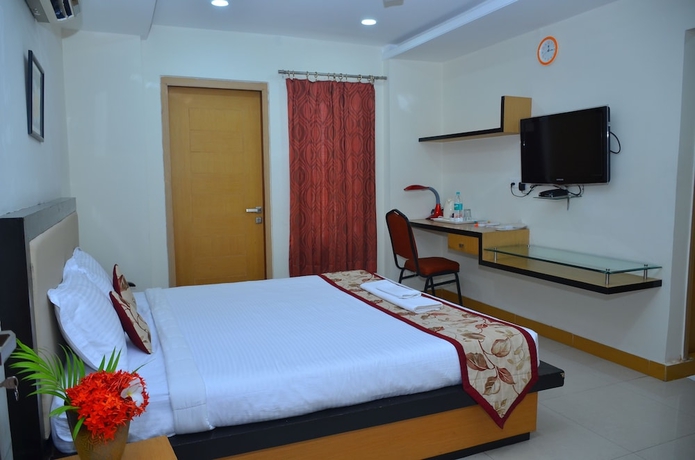 Imagen de la habitación del Hotel Vishal Prakruthi Resorts. Foto 8