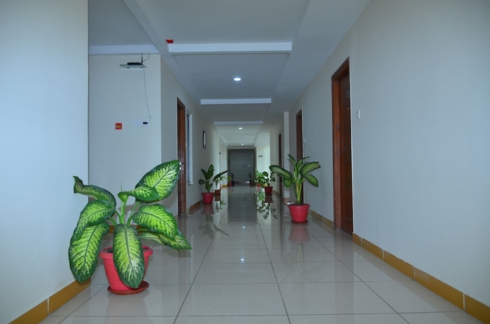 Imagen de los interiores del Hotel Vishal Prakruthi Resorts. Foto 15