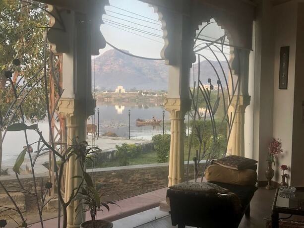 Imagen general del Hotel Vishalas The Raj Kesar Regency. Foto 5