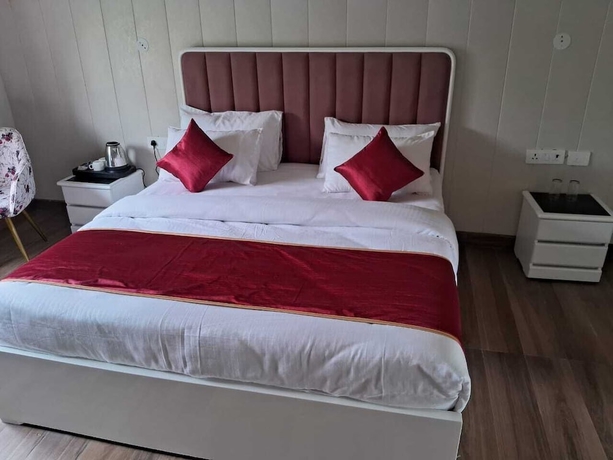 Imagen de la habitación del Hotel Vishalgarh Farms. Foto 14