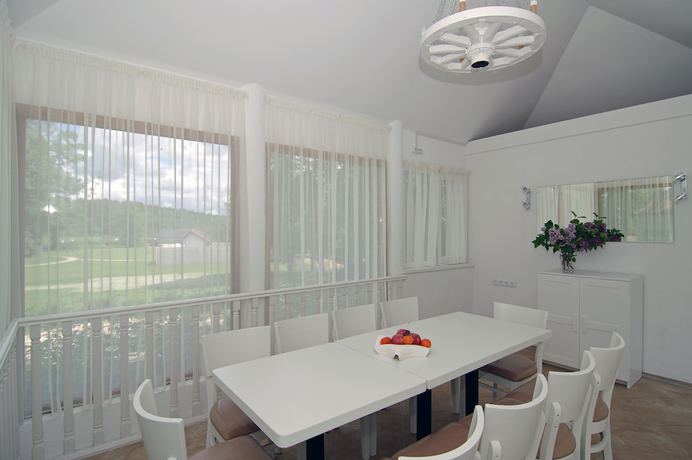 Imagen de los interiores del Hotel Vishnevyi Sad. Foto 19
