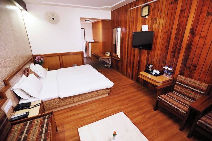 Imagen de la habitación del Hotel Vishnu Palace. Foto 8
