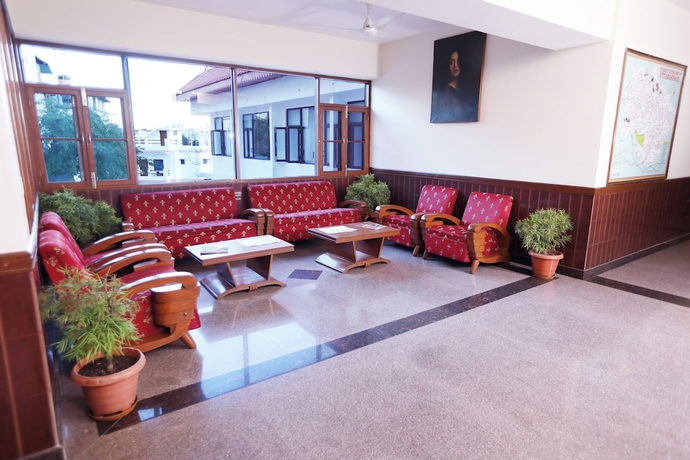 Imagen de los interiores del Hotel Vishnu Palace. Foto 14