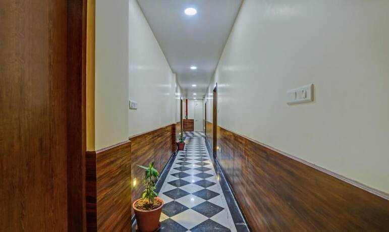 Imagen general del Hotel Vishvam Residency. Foto 1
