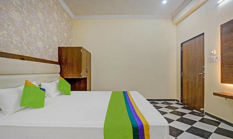 Imagen de la habitación del Hotel Vishvam Residency. Foto 19