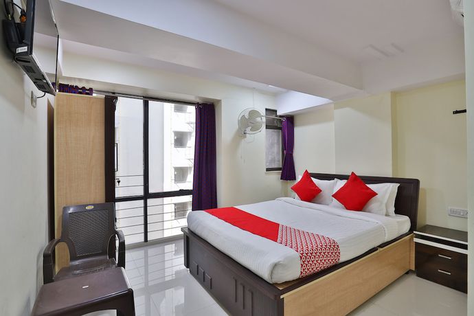 Imagen de la habitación del Hotel Vishwa. Foto 7