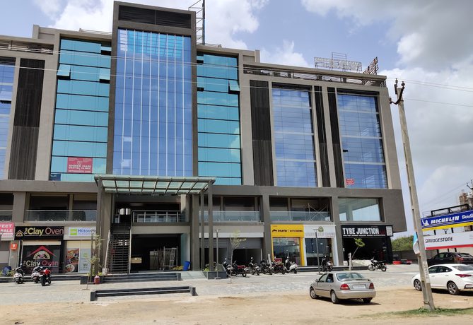 Imagen general del Hotel Vishwa. Foto 4