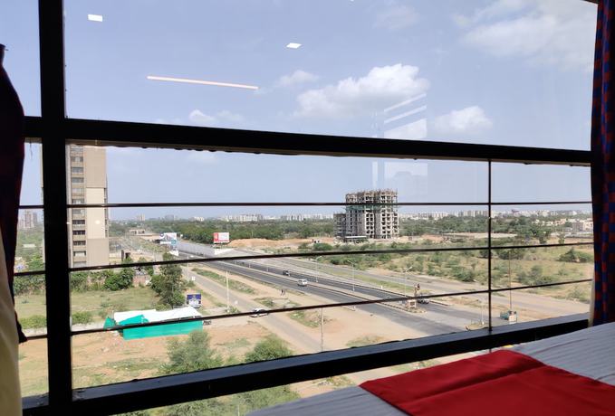 Imagen de la habitación del Hotel Vishwa. Foto 11