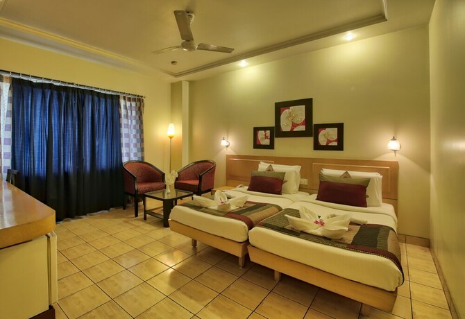 Imagen de la habitación del Hotel Vishwaratna. Foto 16