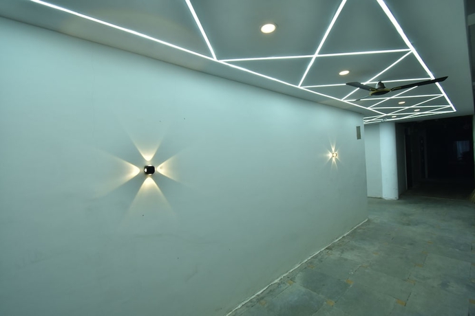 Imagen de los interiores del Hotel Vishwas Lok. Foto 14