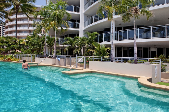 Imagen de la piscina del Hotel Vision Apartments, Cairns. Foto 16