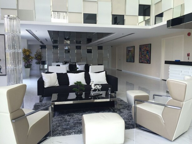 Imagen de los interiores del Hotel Vision Pratumnak By Psr Asia. Foto 38