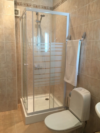 Imagen de la habitación del Hotel Vispas. Foto 9