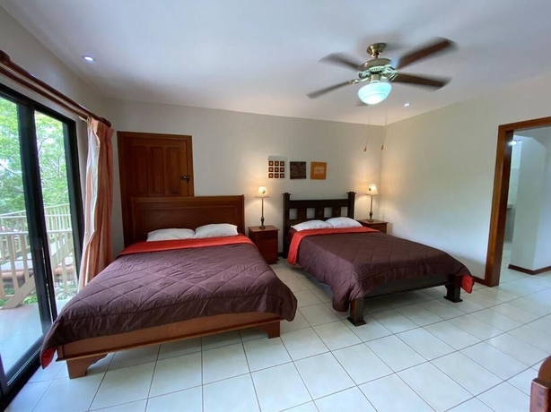 Imagen de la habitación del Hotel Vista Bahia Vacation Rental. Foto 9