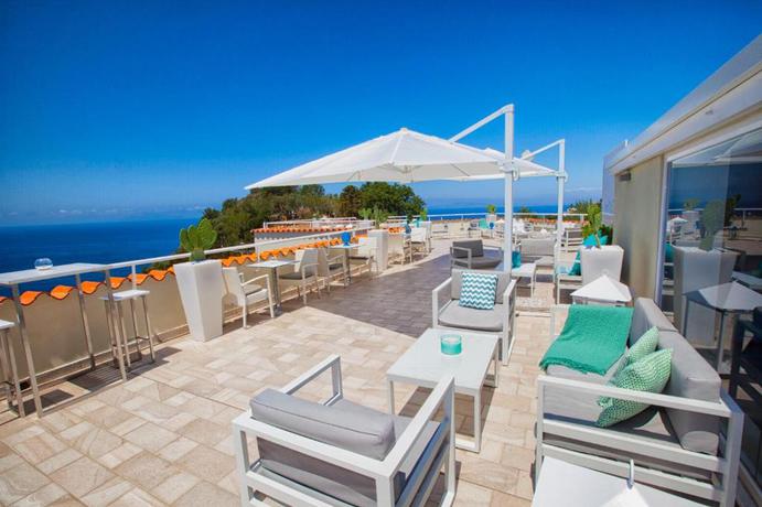 Imagen de los exteriores del Hotel Vista Di Capri. Foto 14