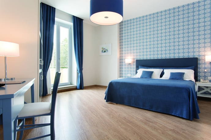 Imagen de la habitación del Hotel Vista Di Capri. Foto 11