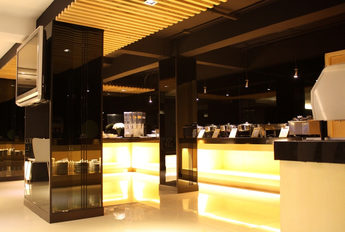 Imagen del bar/restaurante del Hotel Vista Express. Foto 5