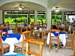 Imagen del bar/restaurante del Hotel Vista Junior Guadalajara. Foto 6