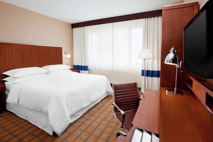 Imagen de la habitación del Hotel Vista LIC Hotel, Premier Collection by Best Western. Foto 7