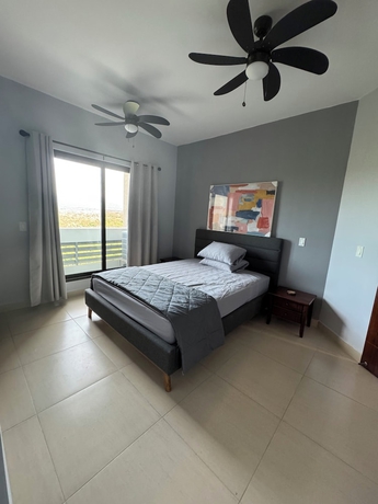 Imagen de la habitación del Hotel Vista Mar 3 bedroom ocean view Beach Golf Marina. Foto 4