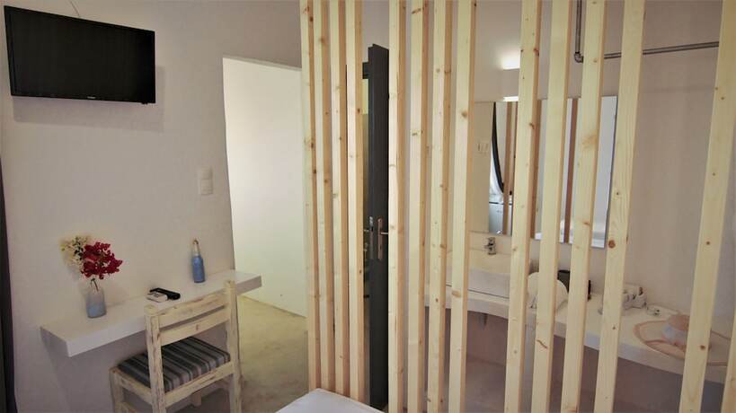 Imagen general del Hotel Vista Mare. Foto 4
