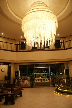 Imagen de los interiores del Hotel Vista Marina & Resort. Foto 37