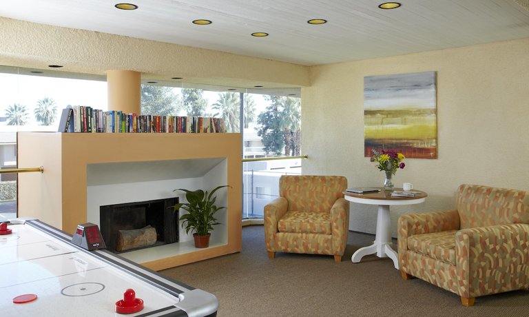 Imagen de los interiores del Hotel Vista Mirage Resort. Foto 15