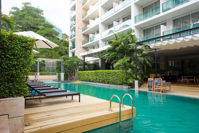 Imagen de la piscina del Hotel Vista Pattaya. Foto 7