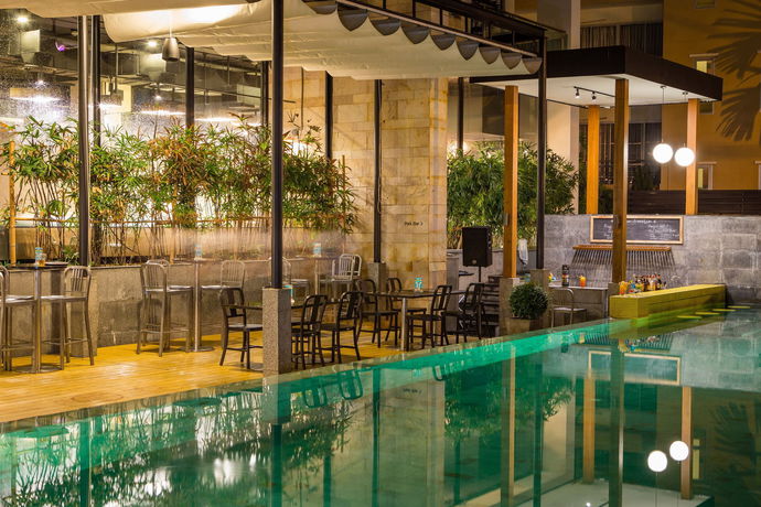 Imagen del bar/restaurante del Hotel Vista Pattaya. Foto 2