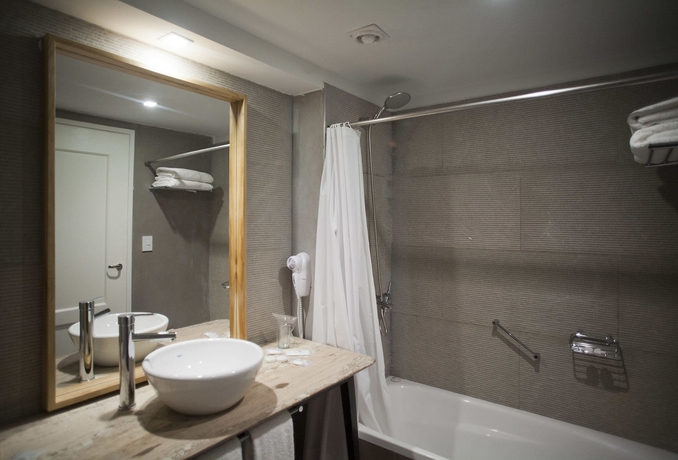 Imagen de la habitación del Hotel Vista Suites Spa and Golf. Foto 13