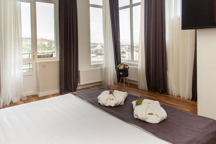 Imagen de la habitación del Hotel Vista, Tbilisi. Foto 6