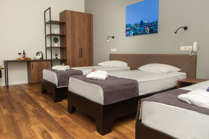 Imagen de la habitación del Hotel Vista, Tbilisi. Foto 17