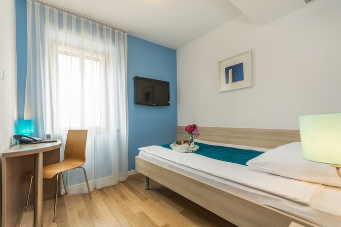 Imagen de la habitación del Hotel Vista, VRSAR. Foto 5